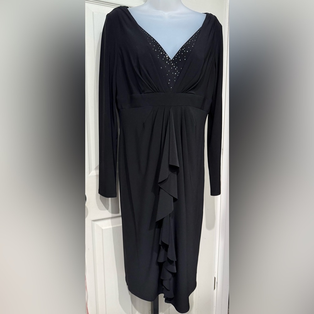 Jones New York Black Bead Embellished Neckline & Ruffles Formal Dress